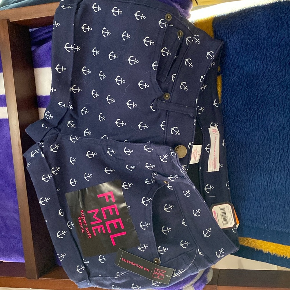 Anchor pattern Short shorts